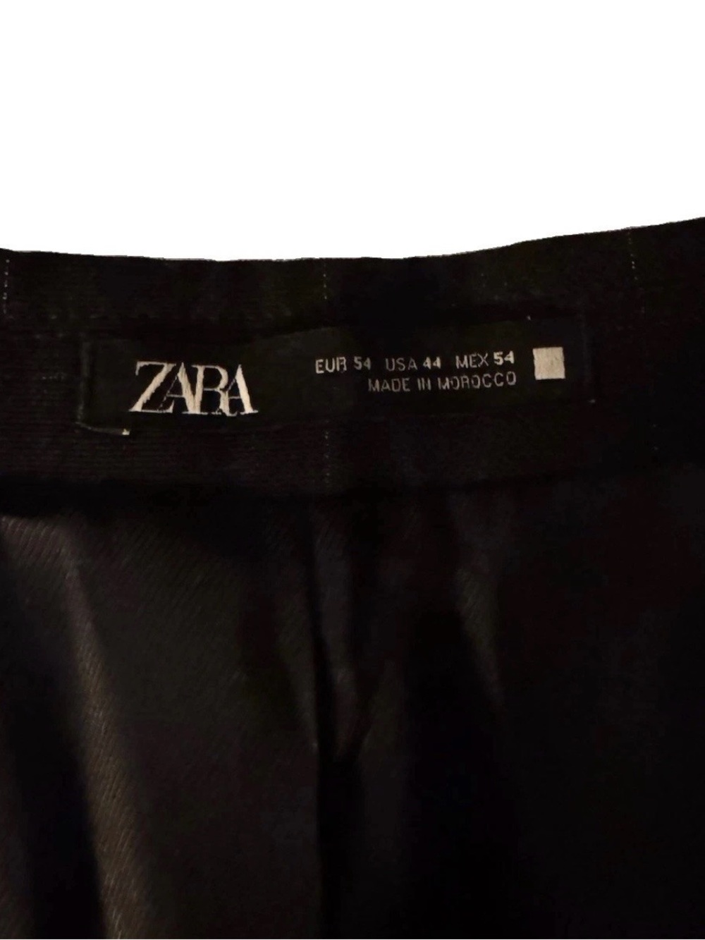 Zara Men's dark blue check suit jacket 2
Buttons Size 54 - Picture 6 of 13